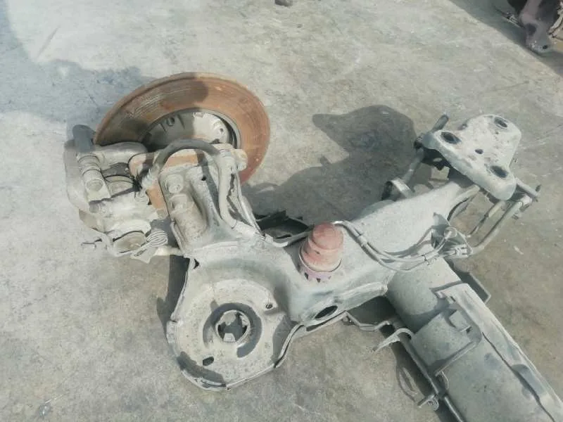 Puente Trasero para Peugeot 208