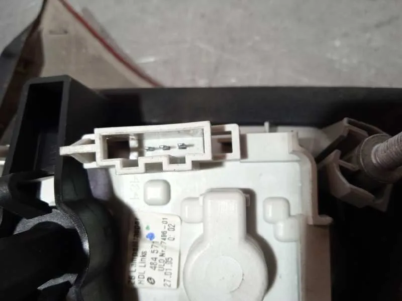 Piloto Trasero Izquierdo Interior para Audi A4 Avant (8E)