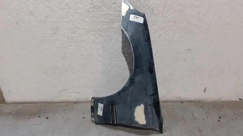 Aleta Delantera Izquierda para Mercedes-Benz Clase C (W203) Berlina