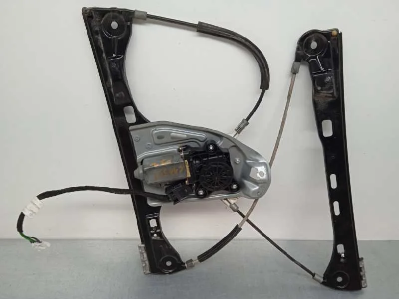 Elevalunas Delantero Izquierdo para Mercedes-Benz Clase C (W203) Berlina