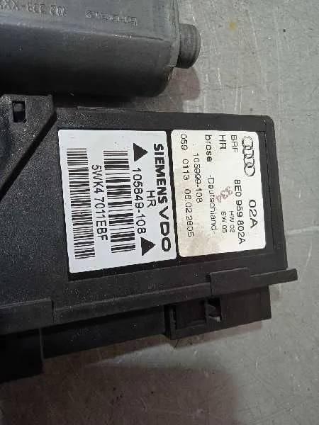 Motor Elevalunas Trasero Derecho para Audi A4 Avant (8E)