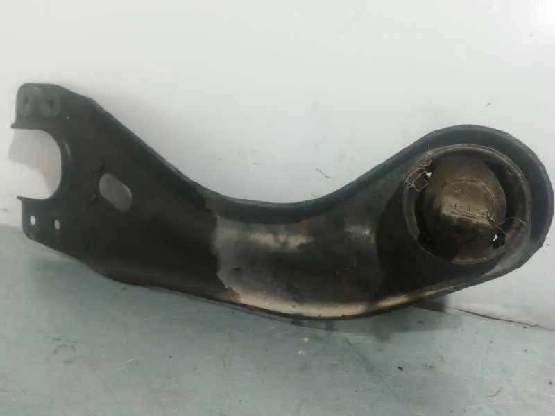 Brazo Suspension Inferior Trasero Derecho para Hyundai I30 (Gd)