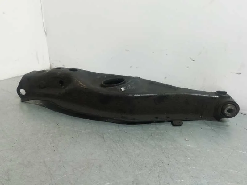 Brazo Suspension Inferior Trasero Izquierdo para Ssangyong Rodius
