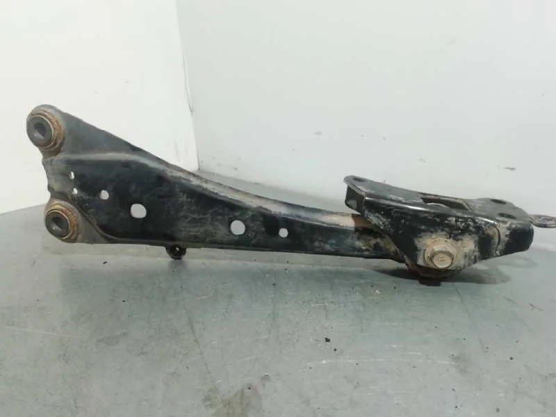 Brazo Suspension Inferior Trasero Derecho para Toyota Rav 4 (A3)