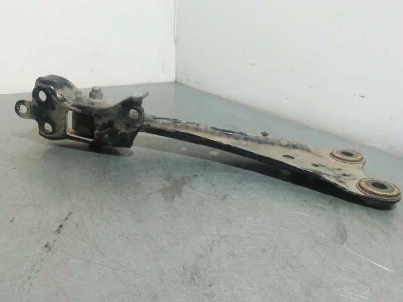 Brazo Suspension Inferior Trasero Izquierdo para Toyota Rav 4 (A3)