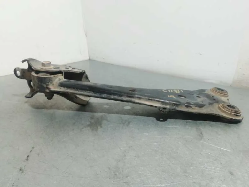 Brazo Suspension Inferior Trasero Izquierdo para Toyota Rav 4 (A3)