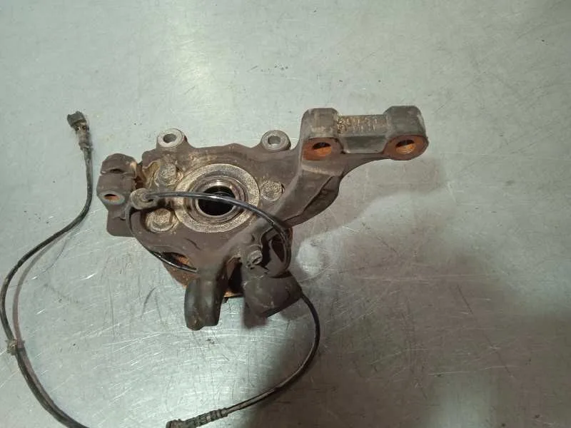 Mangueta Delantera Derecha para Nissan Nv 200 (M20)