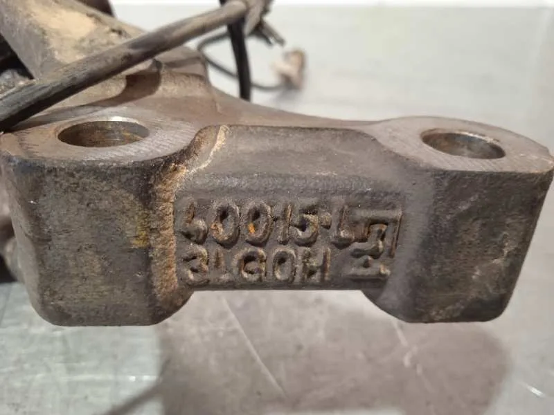 Mangueta Delantera Izquierda para Nissan Nv 200 (M20)