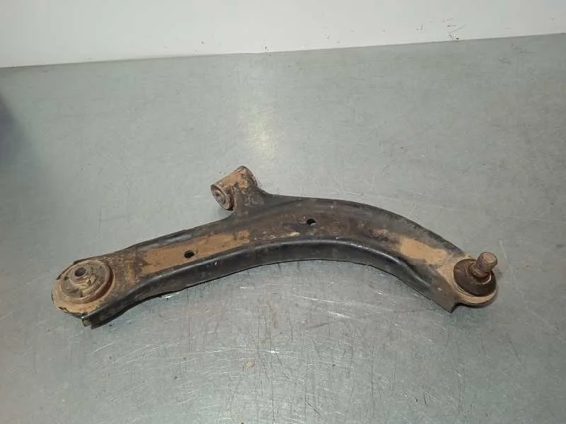 Brazo Suspension Inferior Delantero Derecho para Nissan Nv 200 (M20)