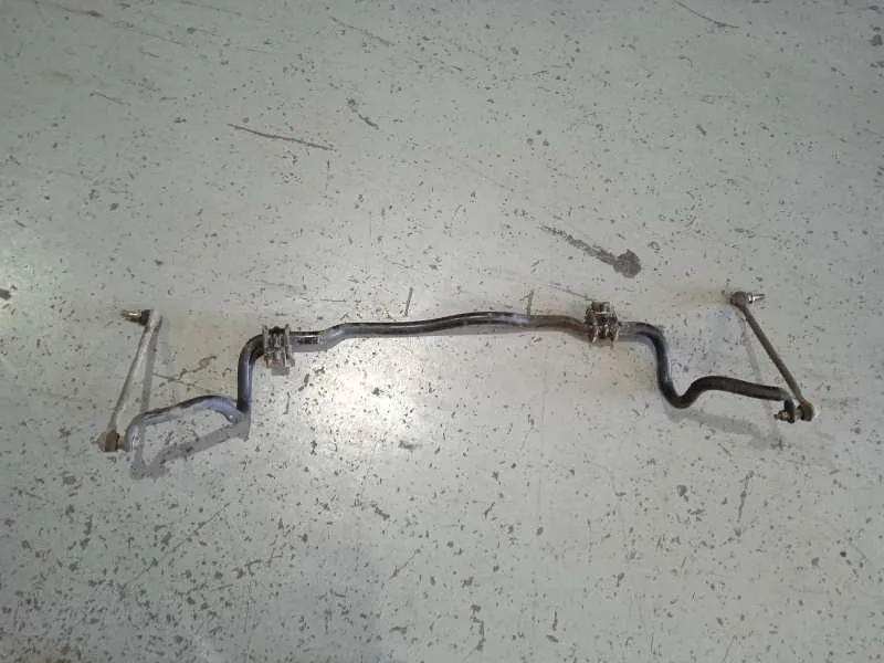 Barra Estabilizadora Delantera para Nissan Nv 200 (M20)