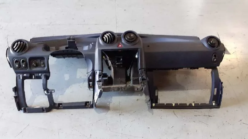 Salpicadero para Peugeot 1007
