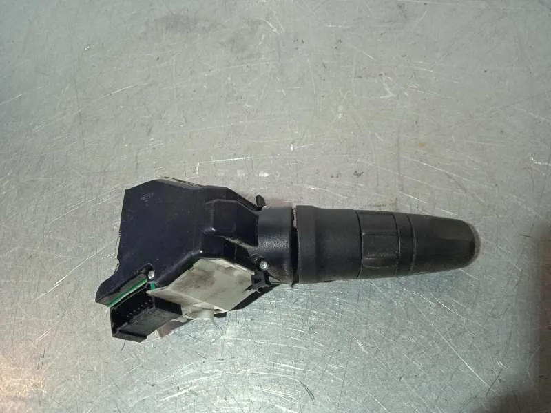 Mando Limpia para Nissan Note (E11E)