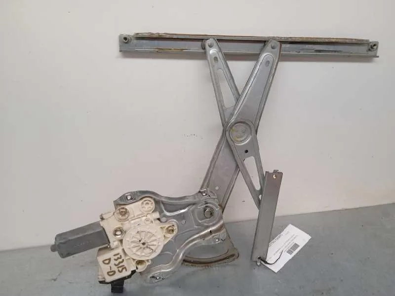 Elevalunas Delantero Derecho para Toyota Corolla (E12)