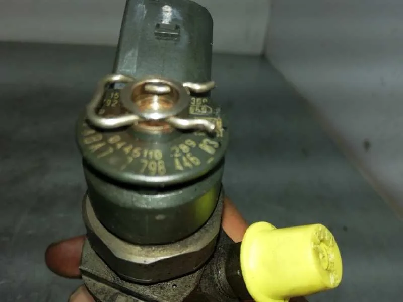 Inyector para Bmw Serie 1 Berlina (E81/E87)