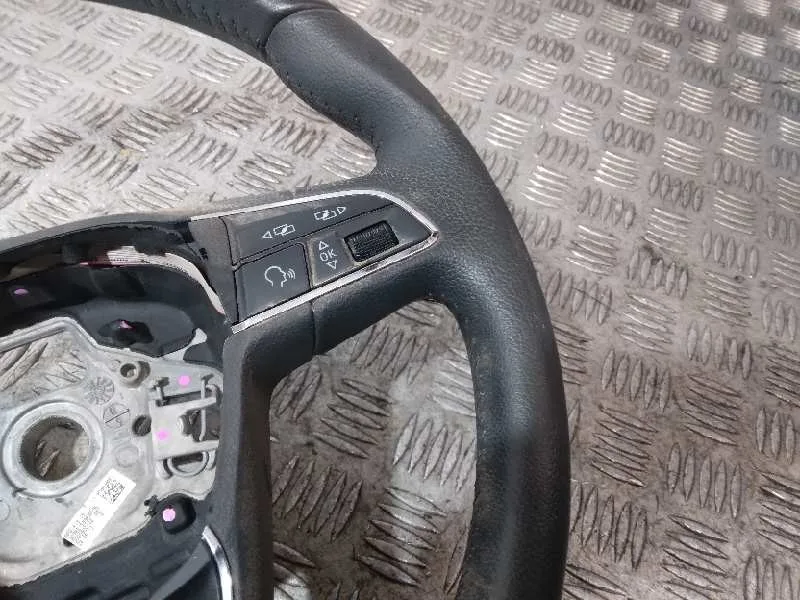 Volante para Seat Leon (5F1)