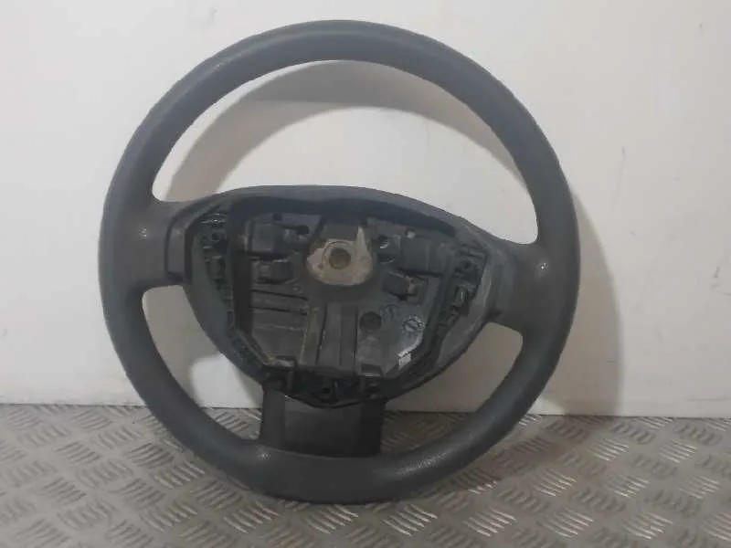 Volante para Dacia Duster