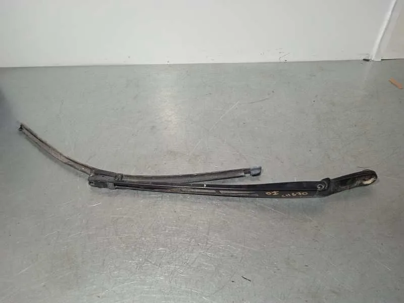 Brazo Limpia Delantero Izquierdo para Audi Q7 (4L)