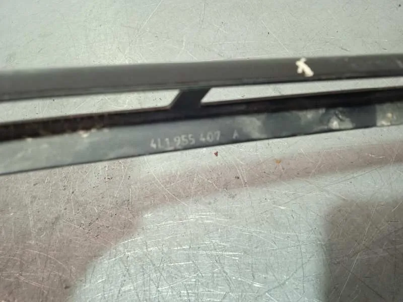 Brazo Limpia Delantero Izquierdo para Audi Q7 (4L)