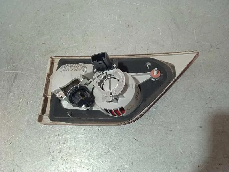Piloto Trasero Derecho Interior para Bmw X3 (E83)