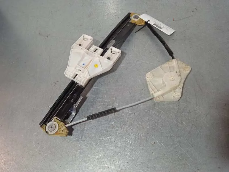 Elevalunas Trasero Derecho para Seat Leon (5F1)