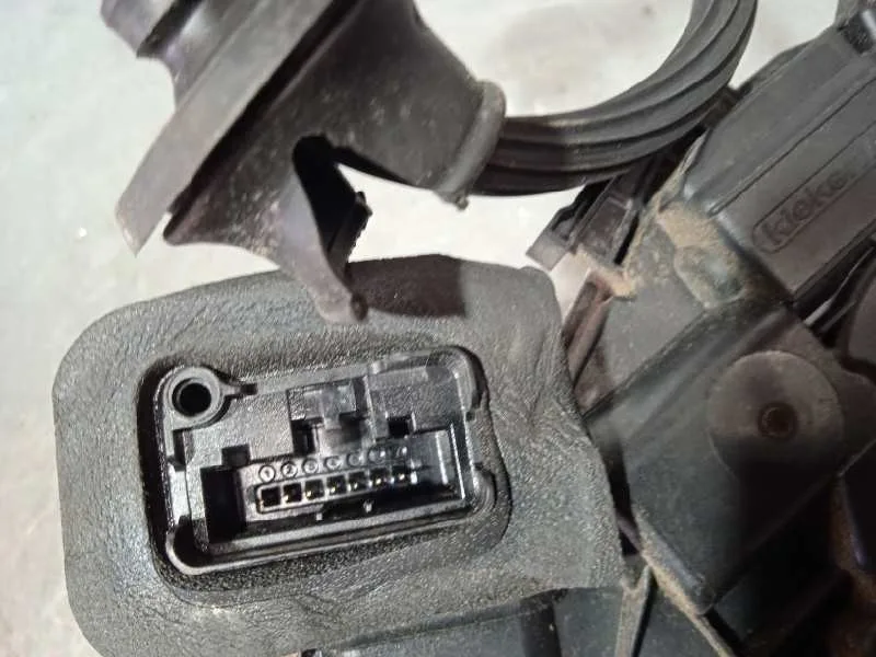 Cerradura Puerta Delantera Izquierda para Seat Leon (5F1)