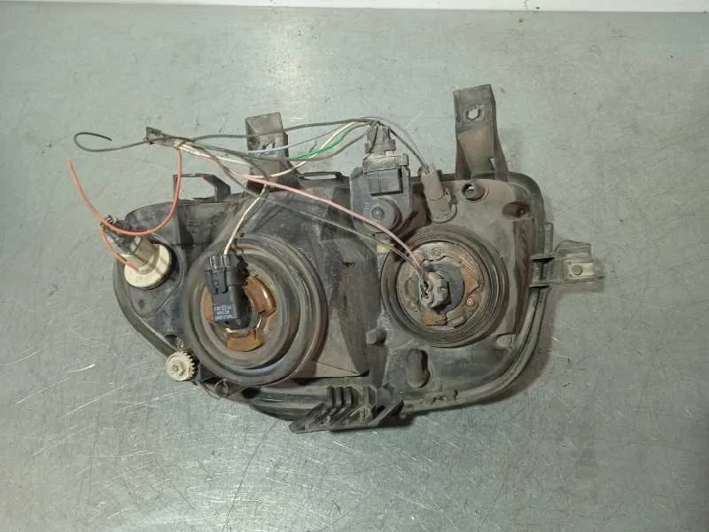 Faro Derecho para Renault Clio Ii Fase I (B/Cbo)