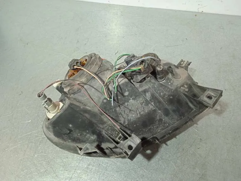Faro Izquierdo para Renault Clio Ii Fase I (B/Cbo)