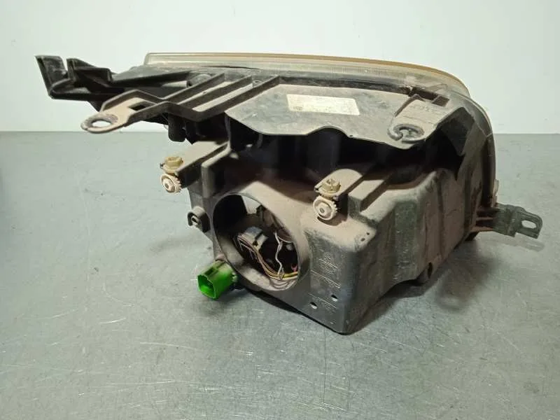 Faro Izquierdo para Ford Fusion (Cbk)
