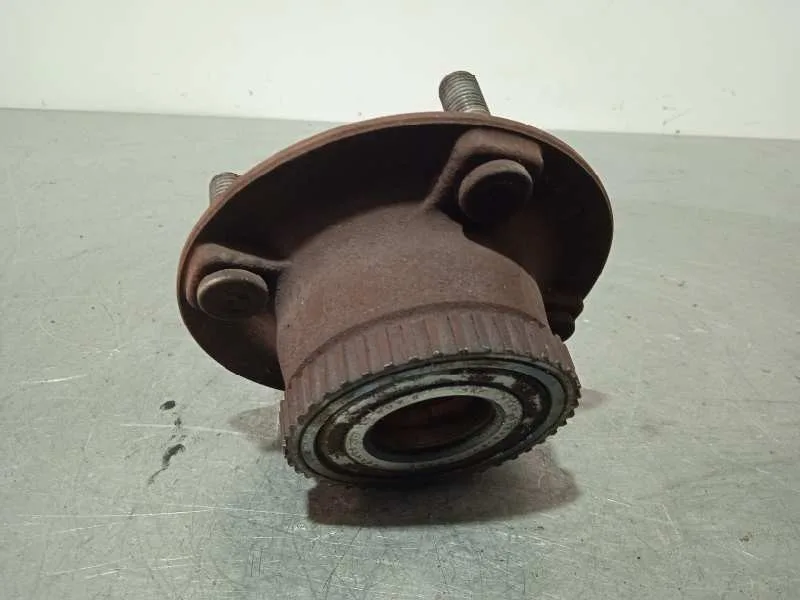 Buje para Ford Mondeo Berlina (Gd)