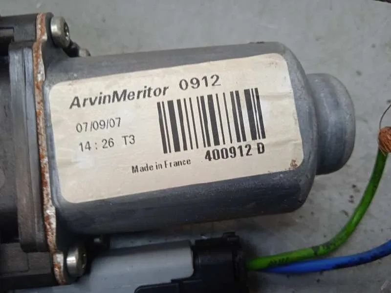 Elevalunas Delantero Derecho para Peugeot 207