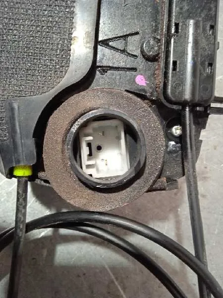 Cerradura Puerta Trasera Derecha para Toyota Prius (Nhw20)