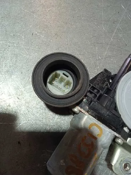 Elevalunas Delantero Izquierdo para Toyota Prius (Nhw20)