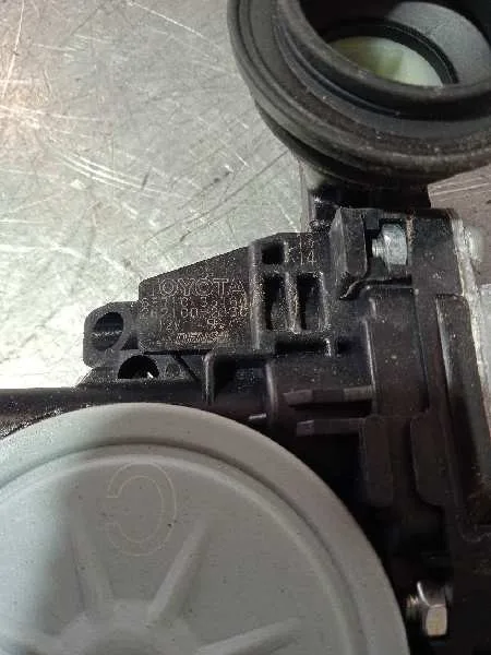 Elevalunas Trasero Derecho para Toyota Prius (Nhw20)