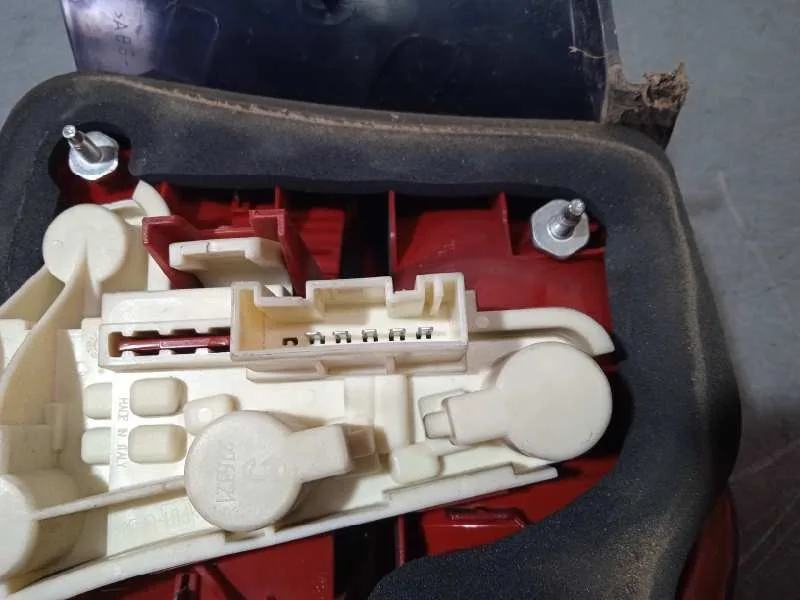 Piloto Trasero Izquierdo para Bmw Serie 3 Berlina (E90)