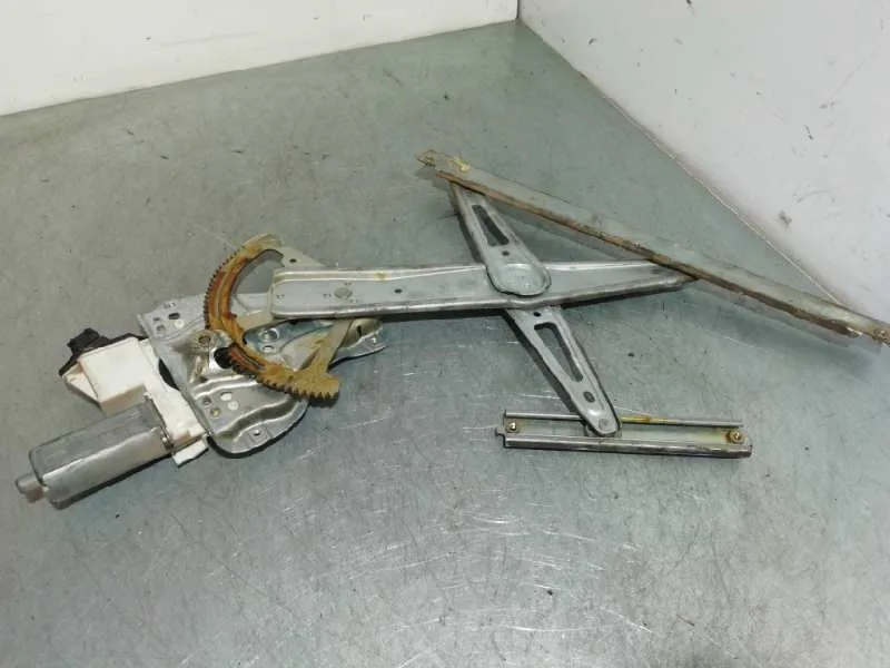 Elevalunas Delantero Derecho para Toyota Corolla (E12)