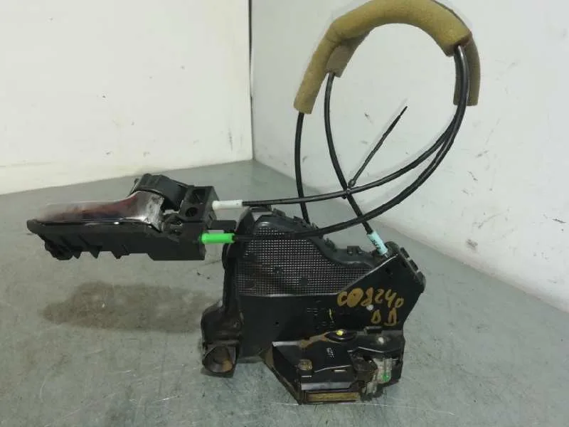 Cerradura Puerta Delantera Derecha para Toyota Corolla (E12)