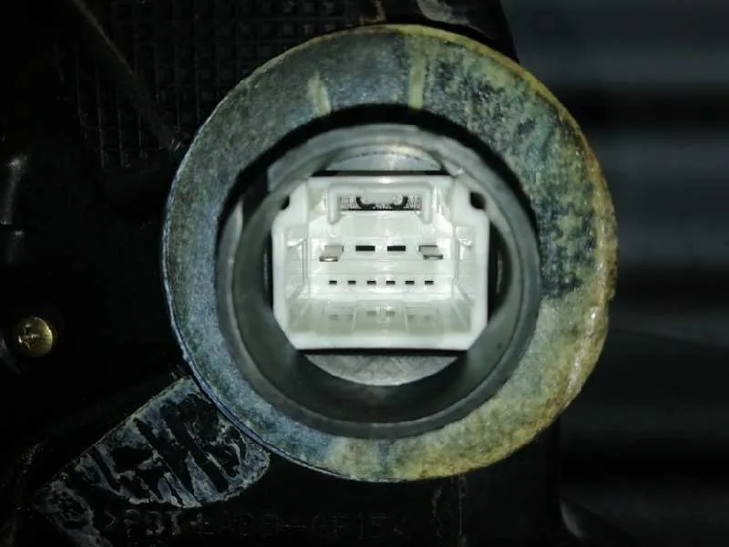 Cerradura Puerta Delantera Derecha para Toyota Corolla (E12)