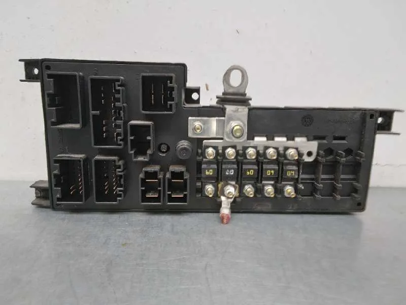 Caja Reles / Fusibles para Volvo Xc90