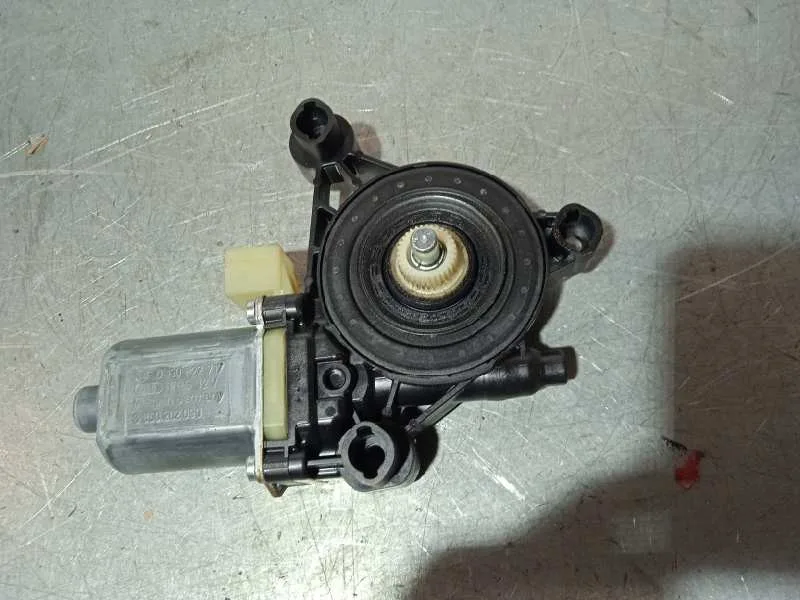 Motor Elevalunas Delantero Izquierdo para Seat Leon (5F1)