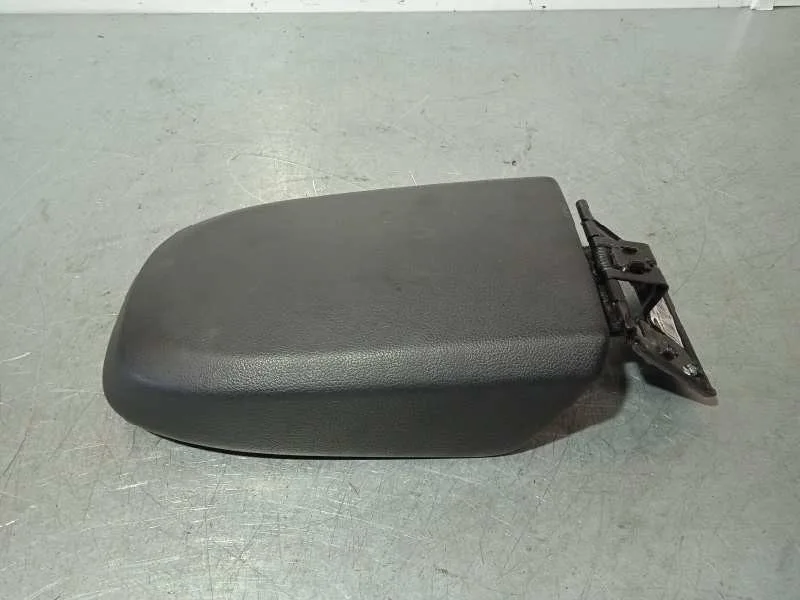 Apoyabrazos Central para Ford Focus Lim. (Cb4)
