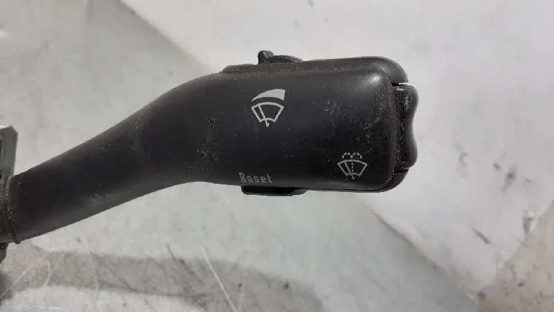 Mando Multifuncion para Seat Toledo (1M2)