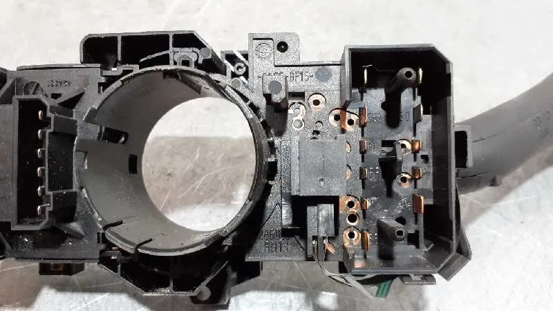 Mando Multifuncion para Seat Toledo (1M2)