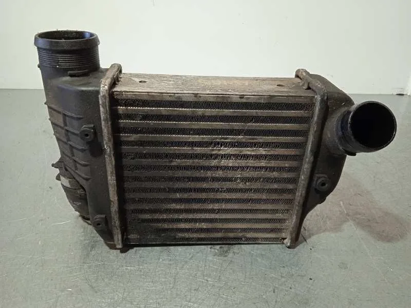 Intercooler para Audi A6 Berlina (4F2)