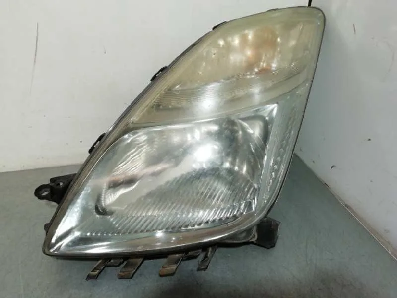 Faro Izquierdo para Toyota Prius (Nhw20)