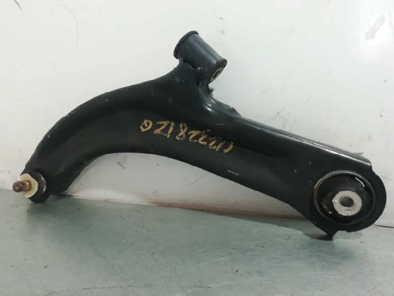 Brazo Suspension Inferior Delantero Izquierdo para Nissan Micra (K12E)