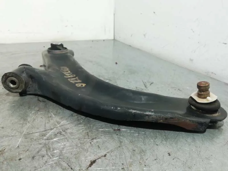 Brazo Suspension Inferior Delantero Izquierdo para Nissan Micra (K12E)