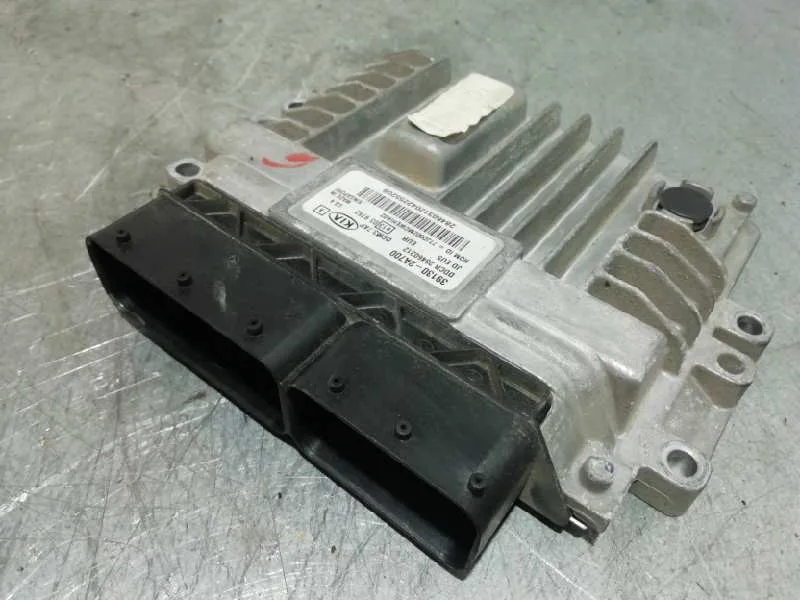 Centralita Motor Uce para Kia Cee'd