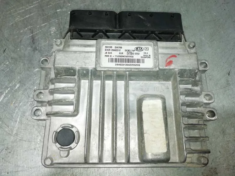 Centralita Motor Uce para Kia Cee'd