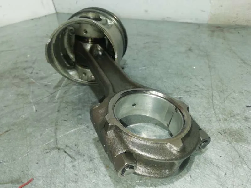 Piston para Mitsubishi L 200 (K6/7)