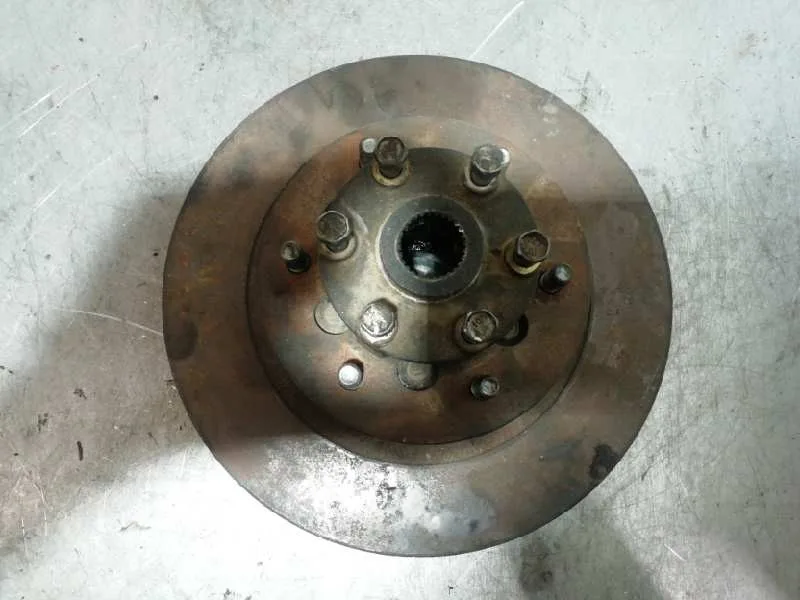 Buje para Mitsubishi L 200 (K6/7)
